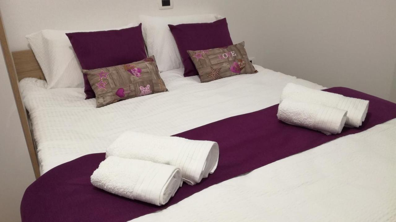 Apartmaji Apollonio Izola Esterno foto