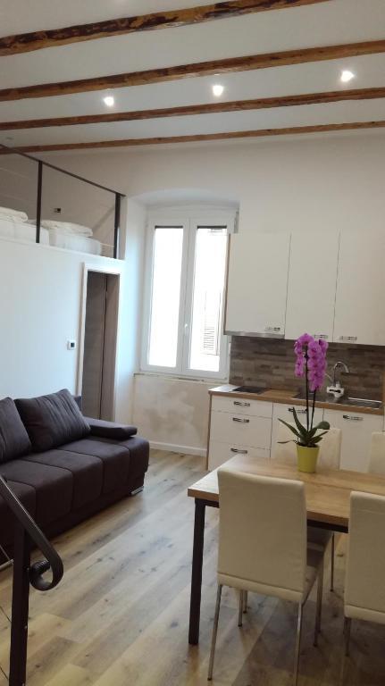 Apartmaji Apollonio Izola Esterno foto